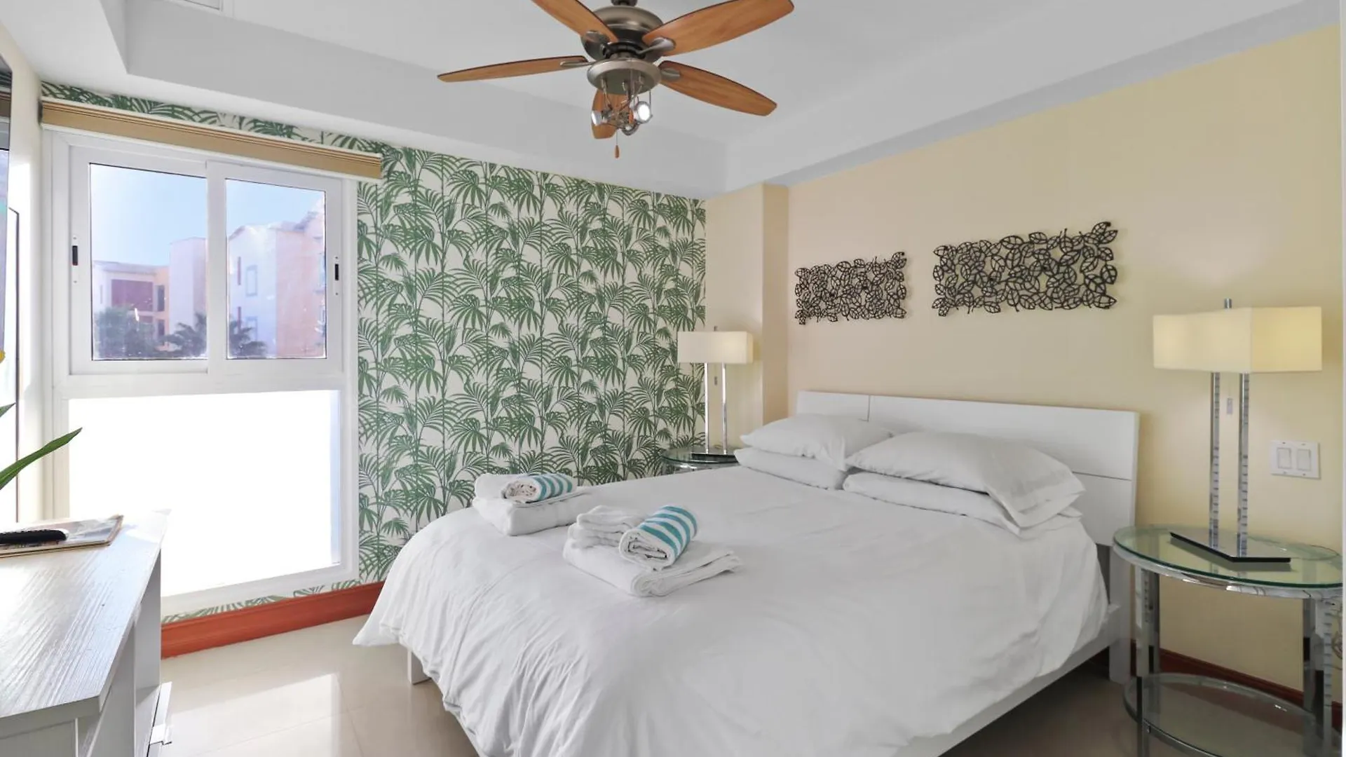 Lägenhet Oceania Residences Palm Beach