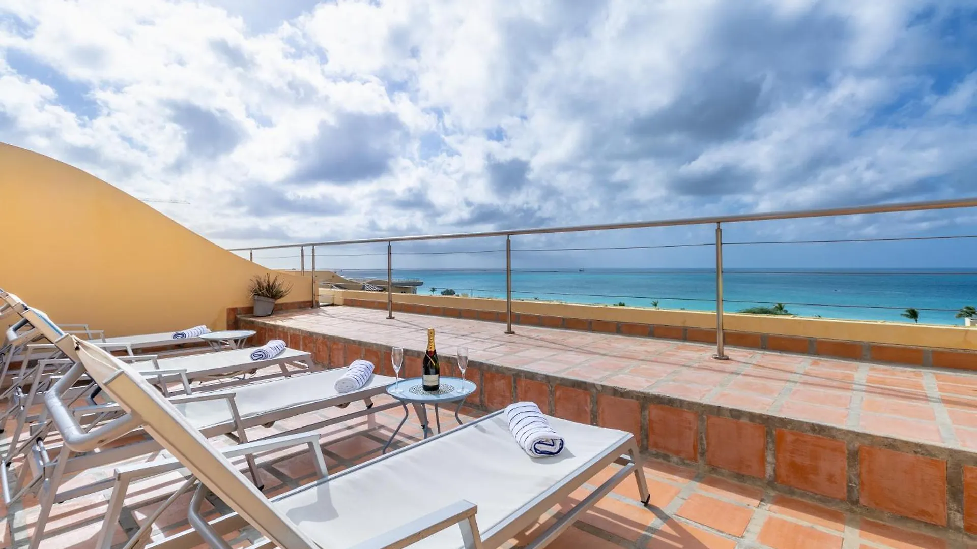 Oceania Residences Palm Beach Lägenhet