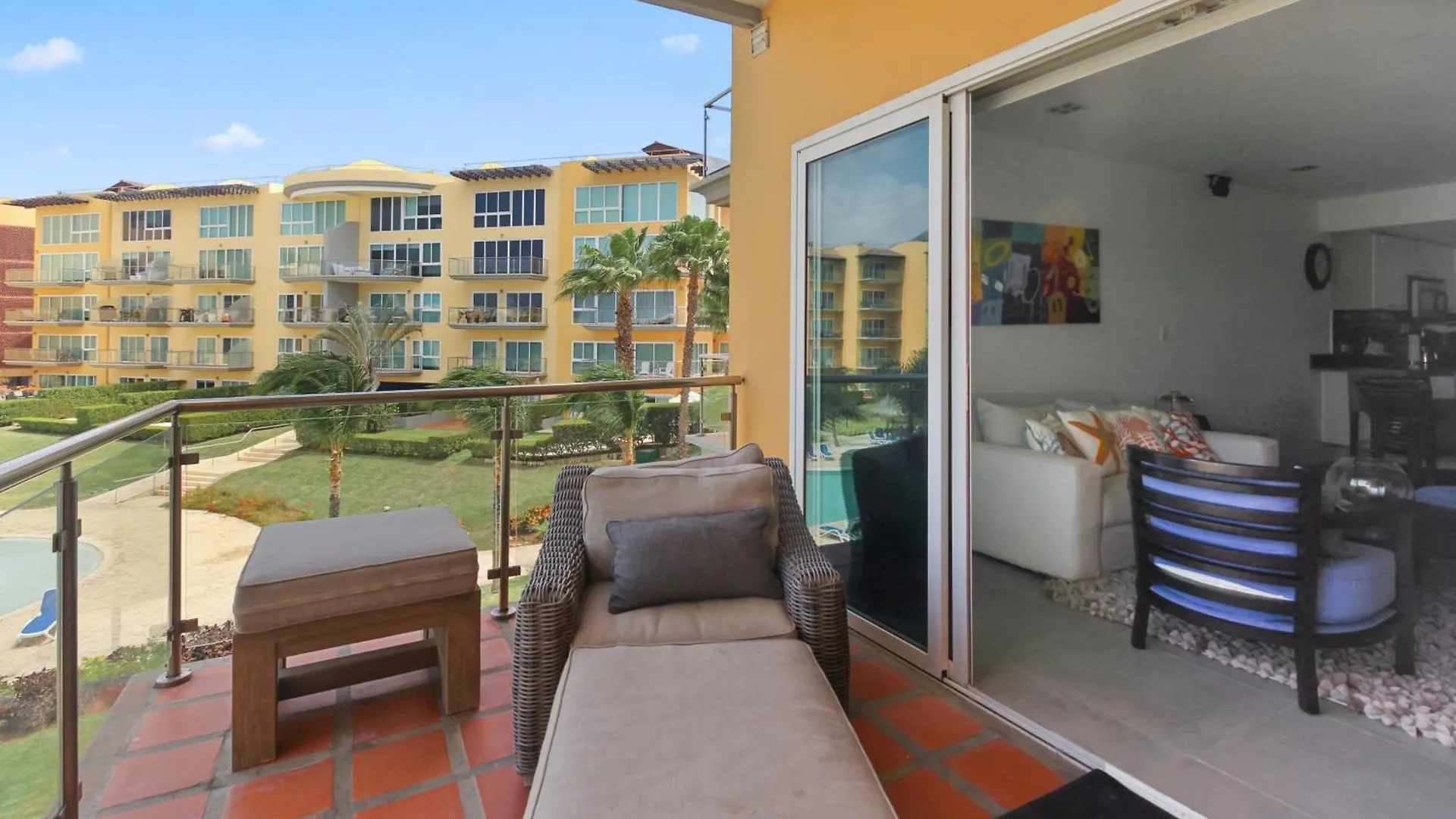 דירה פאלם ביץ' Oceania Residences