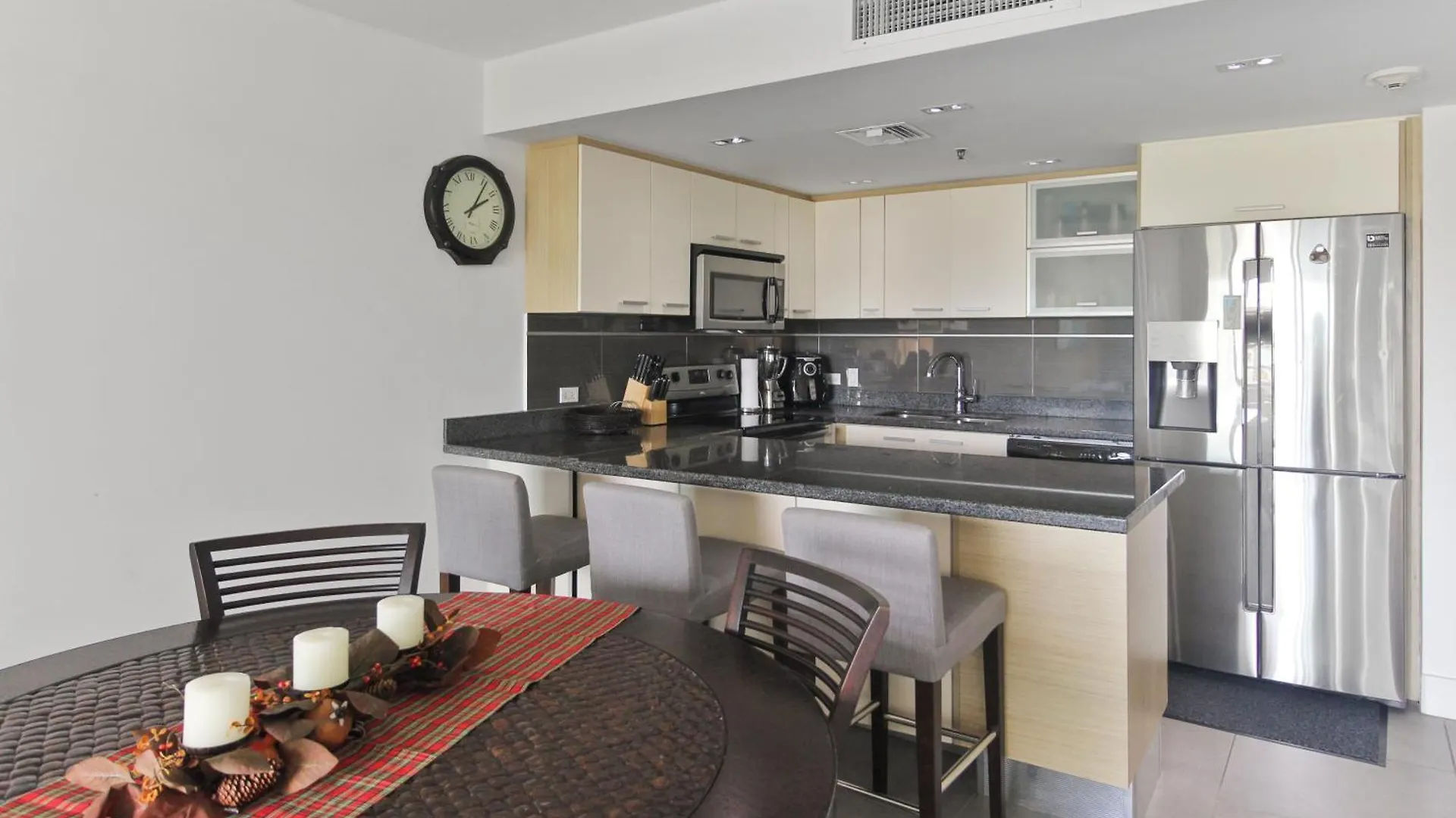 פאלם ביץ' Oceania Residences ארובה